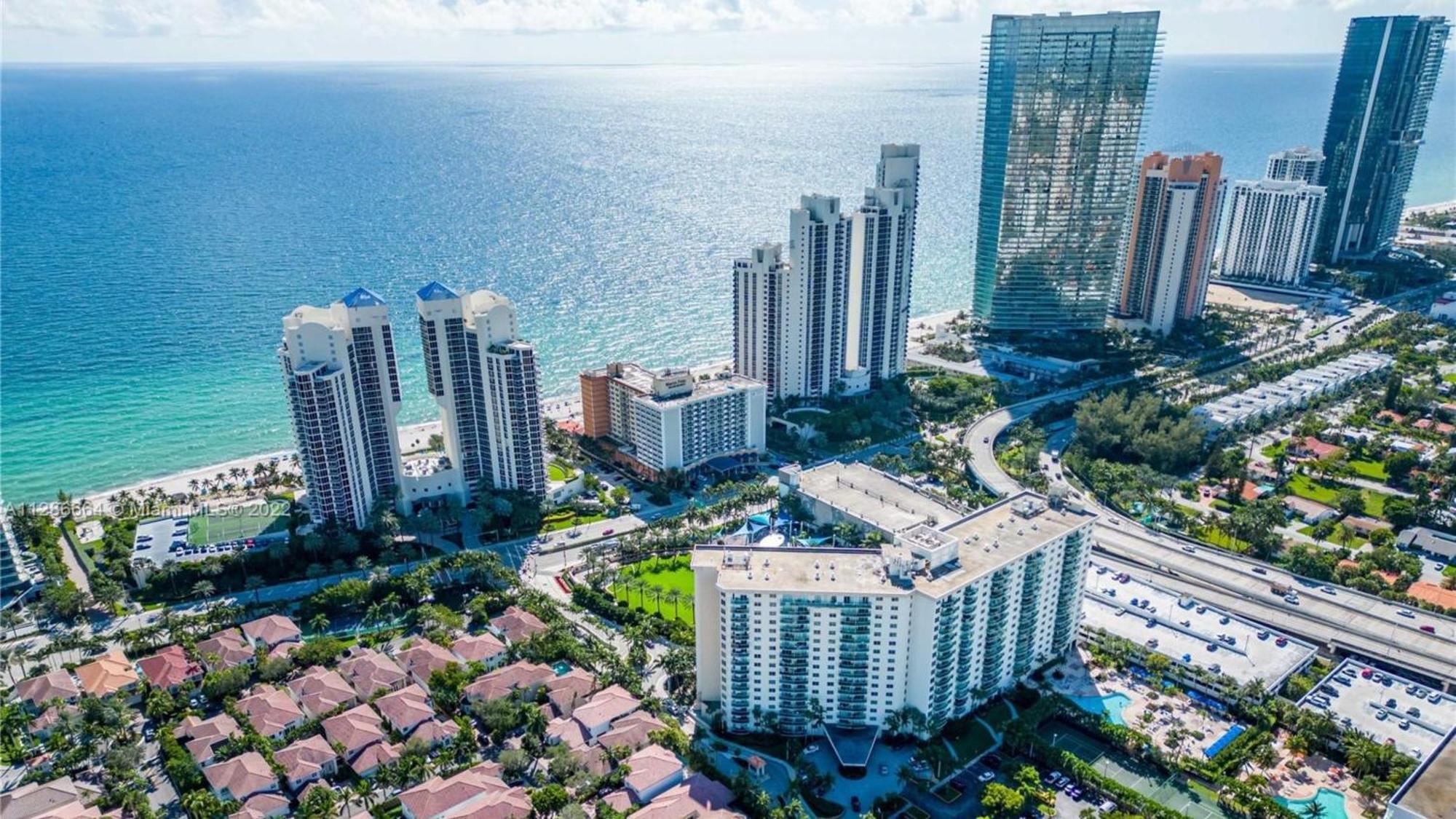 Stunning Water Views 1Br Condo With Pool And Tennis Court Sunny Isles Beach Exterior photo