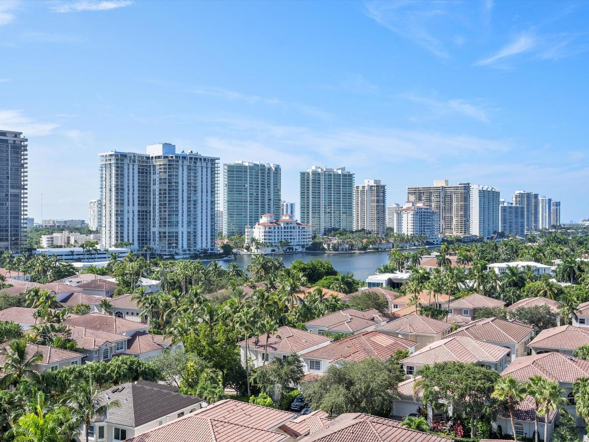 Stunning Water Views 1Br Condo With Pool And Tennis Court Sunny Isles Beach Exterior photo